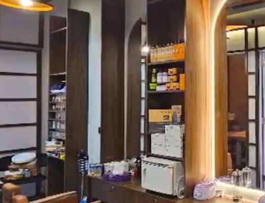 Chitra Singh Ladies Salon Dubai