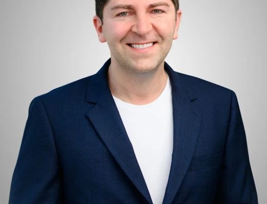 Dr. Khasha Ilbak – German Dentist in Dubai