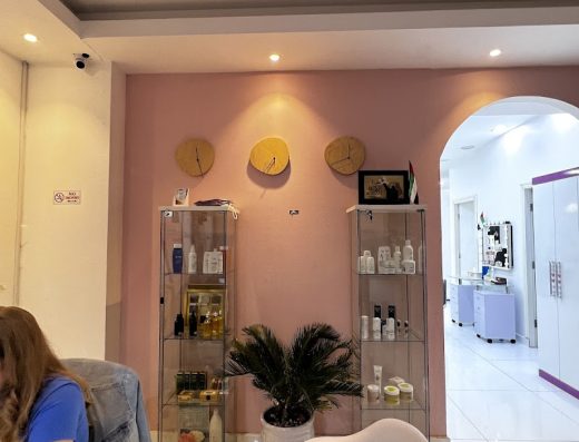 Pink Line Beauty Salon